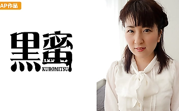 めぐ（35） 中出し熟女