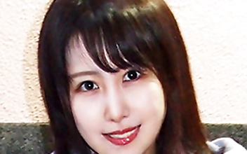 まきさん 20歳 Eカップパイパン女子大生 【ガチな素人】