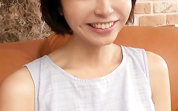 新宿交縁女子 File NO.37 しおり（敏感ちっぱい）