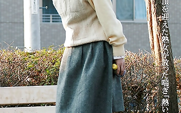 人生初の絶頂を迎えた熟女が放った喘ぎ「熱い、身体がぁ熱いっ」そして震えて果てた