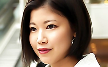 いろはさん 27歳 Fカップの元モデル妻 【セレブ奥さま】