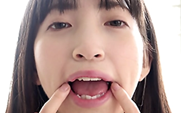 大人気女優 冬愛ことねチャンの超貴重な舌ベロ・歯・口内観察・舌ベロねじねじ★