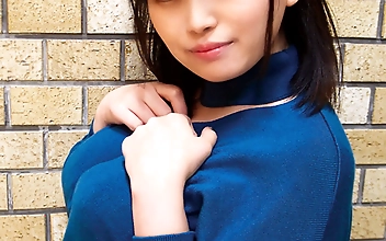 ほんわか天然系の爆乳ちゃんはこう見えて肉食系どすけべちゃん！